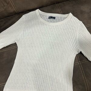GAP Classic Cream Short Sleeve Crew Neck Sweater